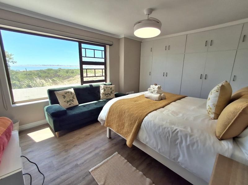 4 Bedroom Property for Sale in Britannia Bay Western Cape